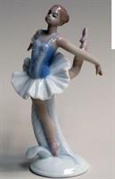 BALLERINA PORCELLANA IN PIEDI