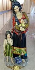 STATUINA CAPODIMONTE383 ZINGAR