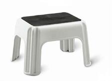 SGABELLO PLASTICA BIANCO C/TAPPETO BASSO 7580MBI